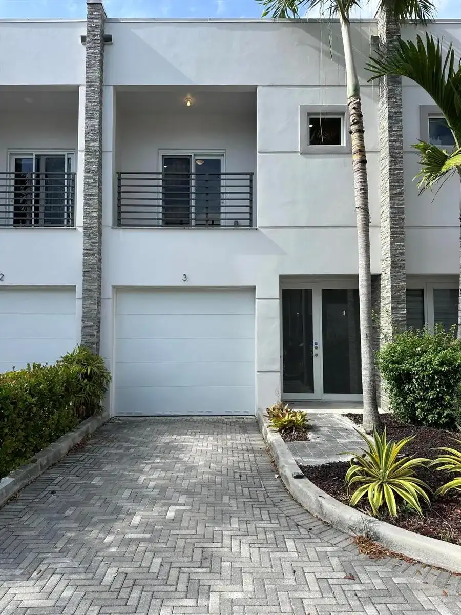 815 NE 17TH Avenue # 3, Fort Lauderdale FL 33304