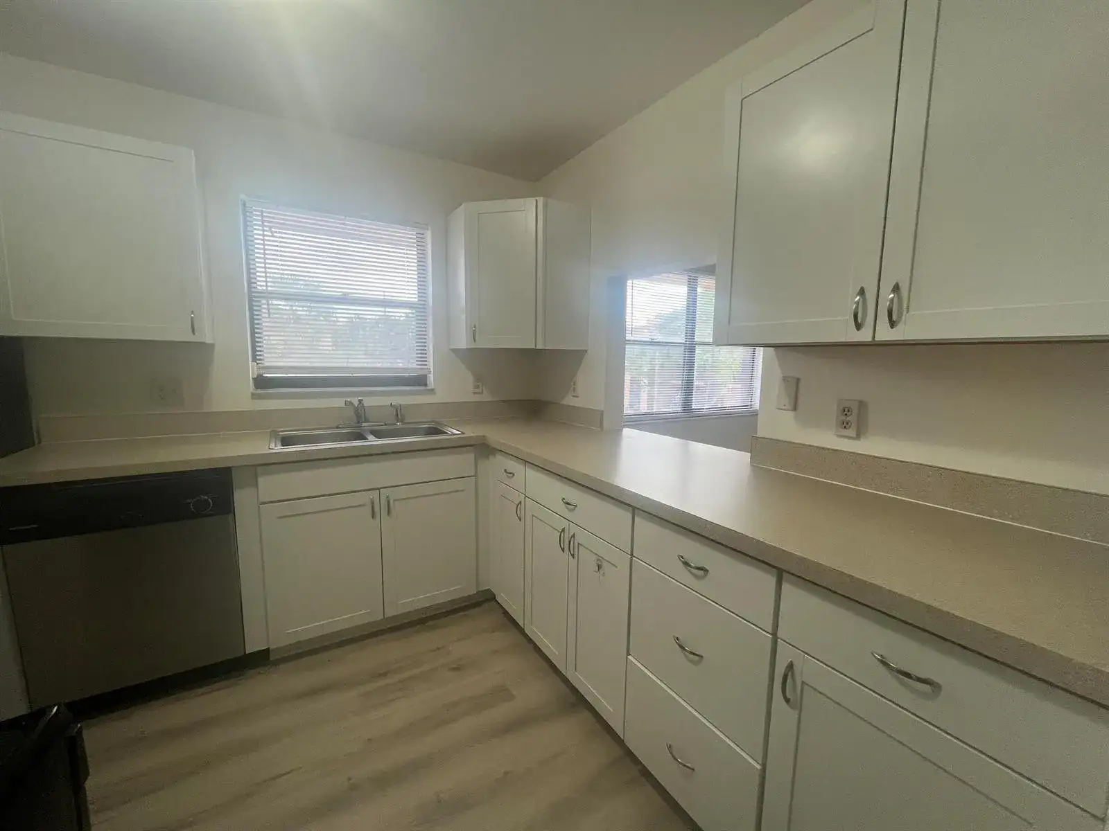 5975 Forest Hill Boulevard # 201, West Palm Beach FL 33415 photo 3