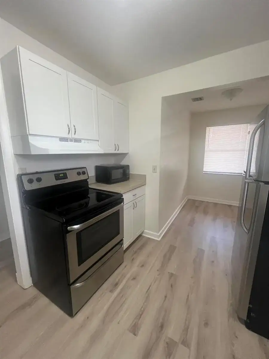 5975 Forest Hill Boulevard # 201, West Palm Beach FL 33415 photo 5