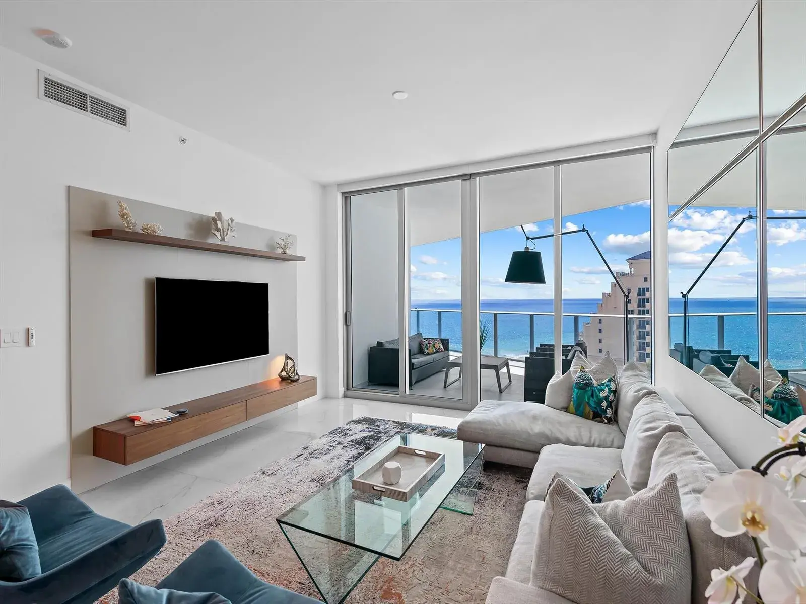 701 N FORT LAUDERDALE BEACH Boulevard # 1003, Fort Lauderdale FL 33304
