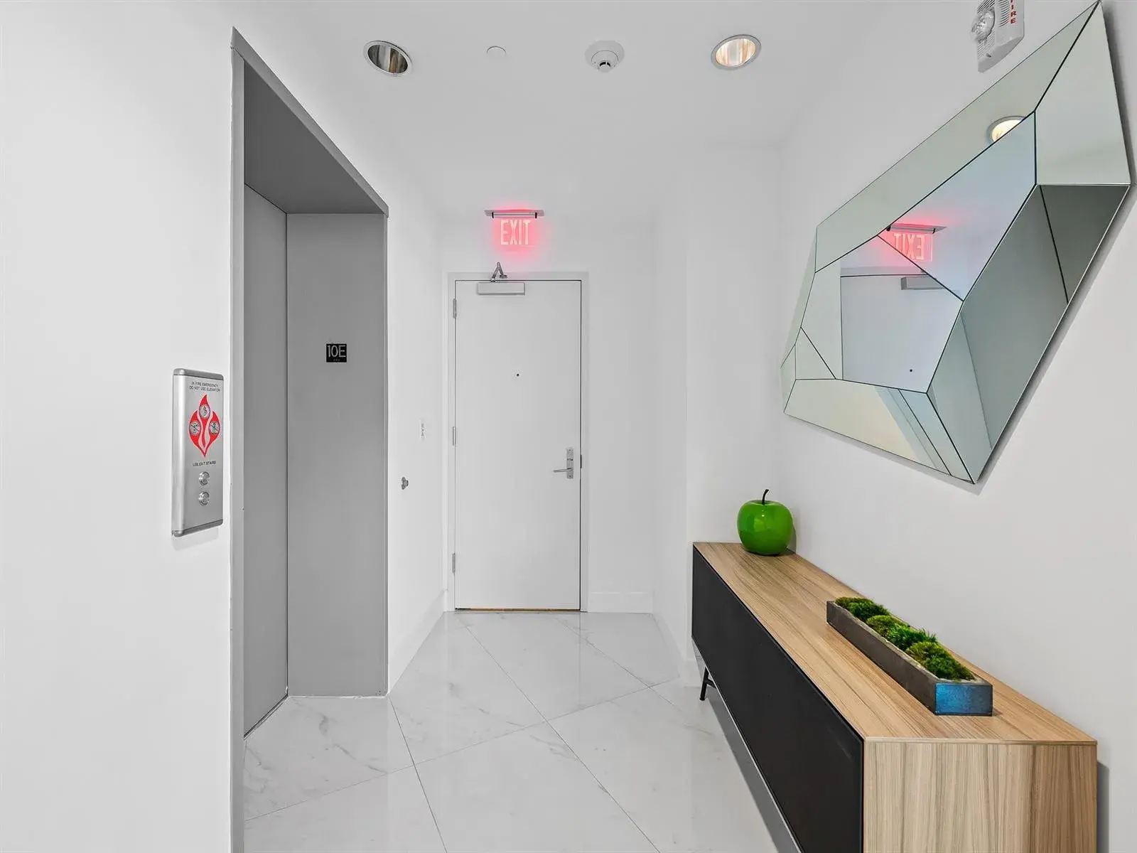 701 N FORT LAUDERDALE BEACH Boulevard # 1003, Fort Lauderdale FL 33304