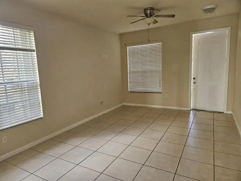 3255 NW 31ST Terrace, Oakland Park FL 33309 photo 4