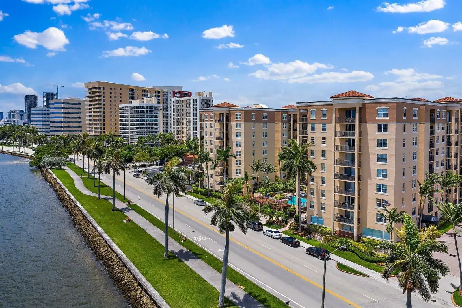 1803 N FLAGLER Drive # 303, West Palm Beach FL 33407 photo 3