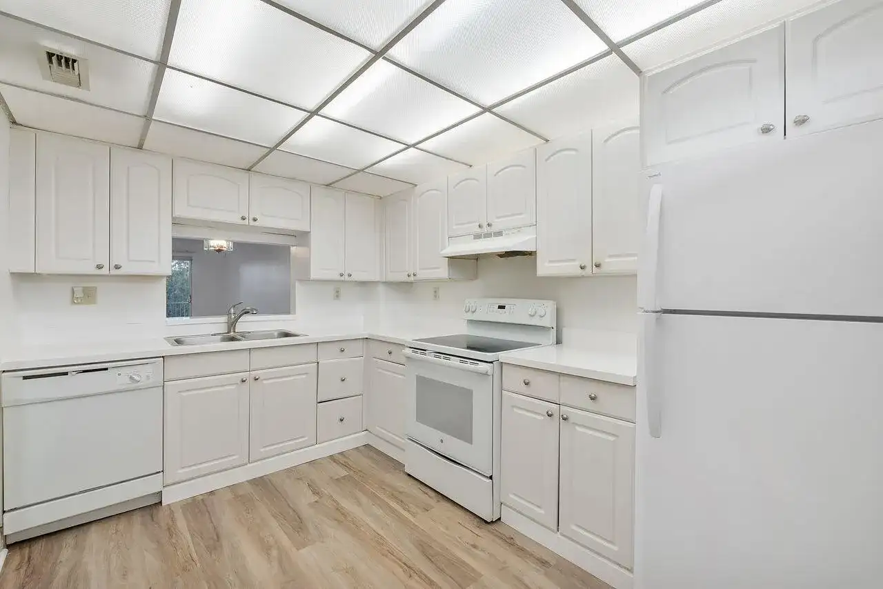 1075 RIVERSIDE Drive # 508, Coral Springs FL 33071 photo 5