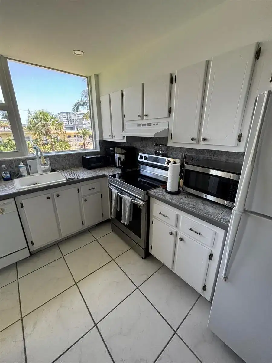 1238 HILLSBORO MILE # 210, Hillsboro Beach FL 33062 photo 2