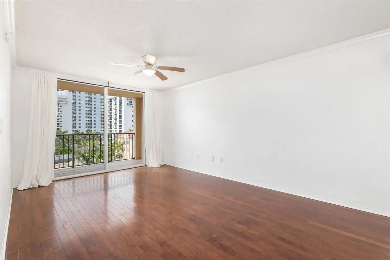 1801 N Flagler Drive # 608, West Palm Beach FL 33407 photo 2