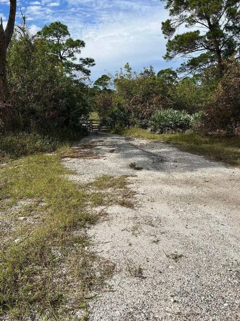 6595 TURNPIKE FEEDER Road, Fort Pierce FL 34951 photo 4