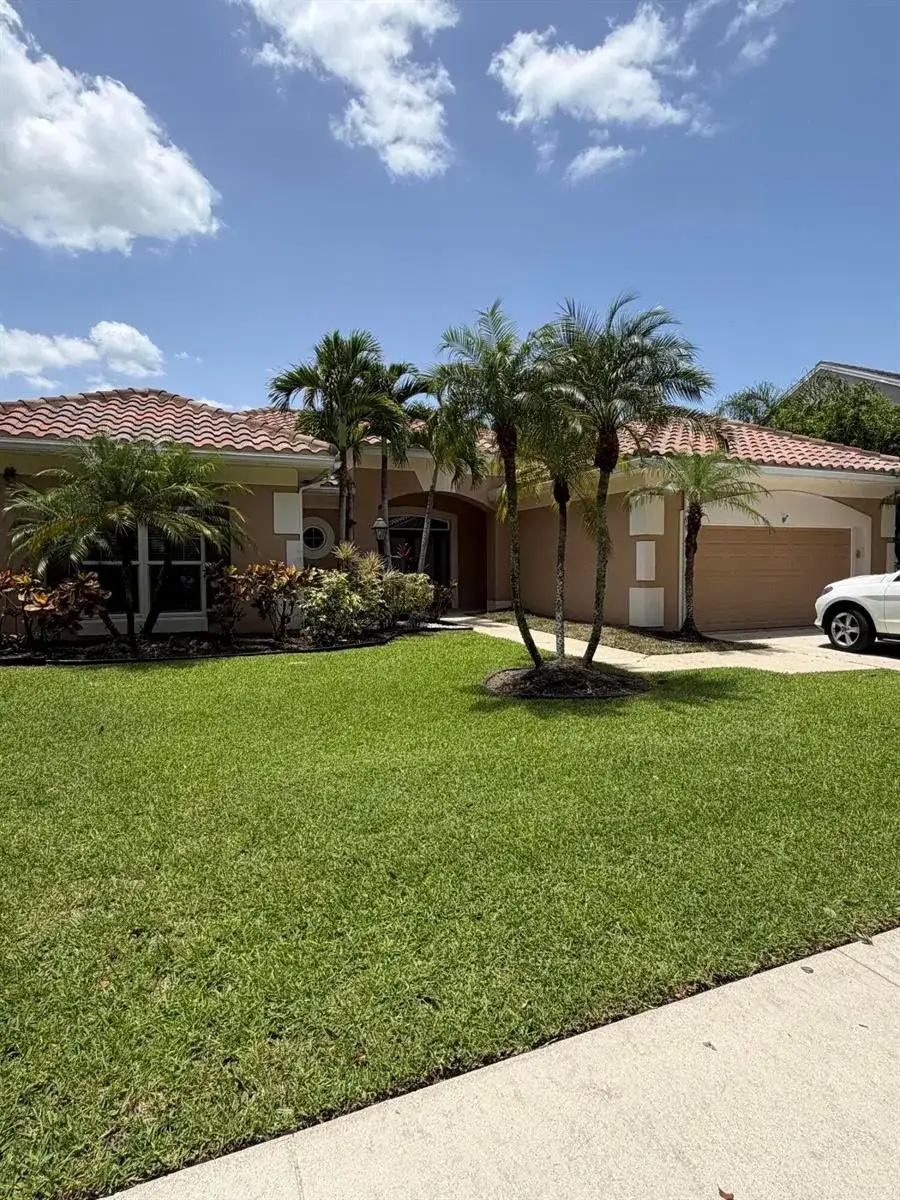 10114 HUNT CLUB Lane, Palm Beach Gardens FL 33418 photo 2
