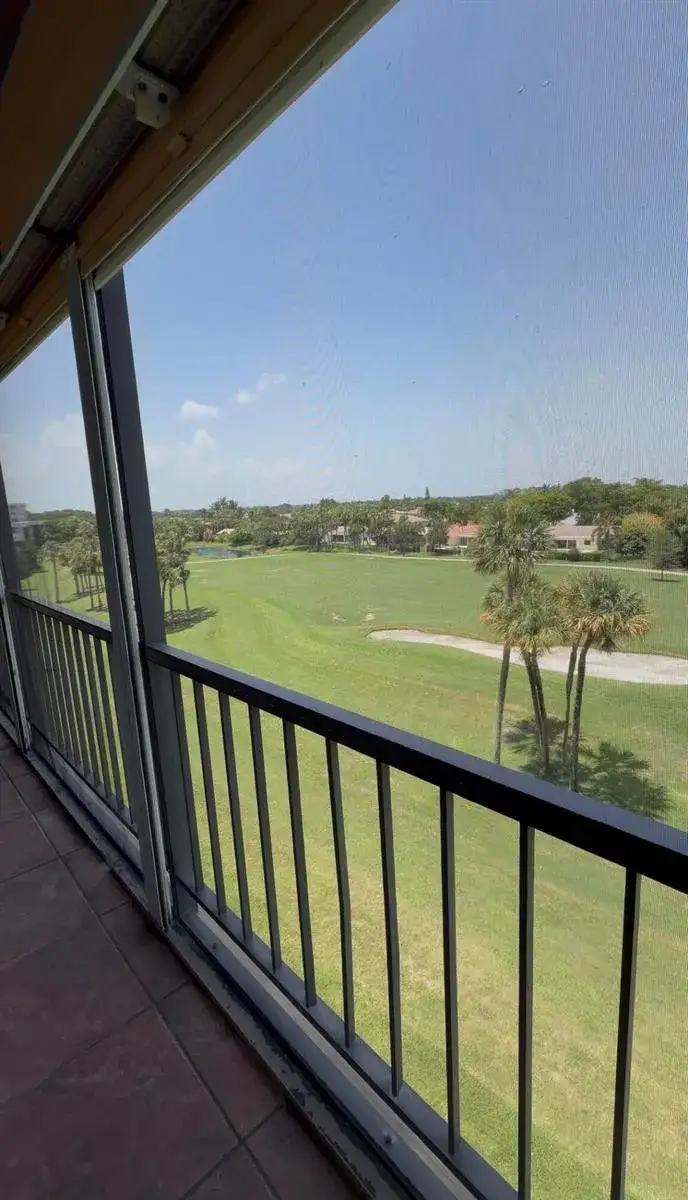 2430 DEER CREEK COUNTRY CLUB Boulevard # 506, Deerfield Beach FL 33442 photo 2