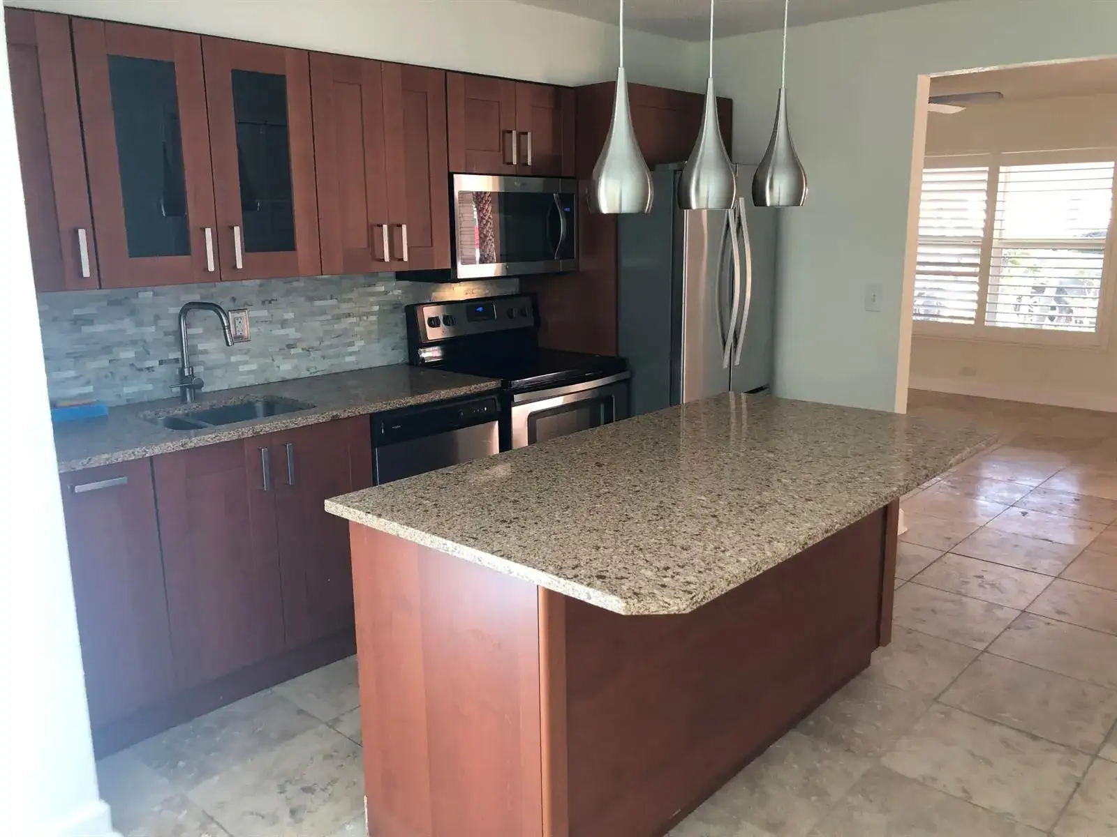 3160 NE 6th Avenue, Oakland Park FL 33334 photo 5