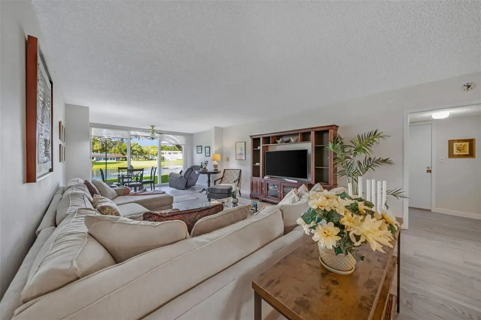 3611 OAKS CLUBHOUSE Drive # 104, Pompano Beach FL 33069 photo 5