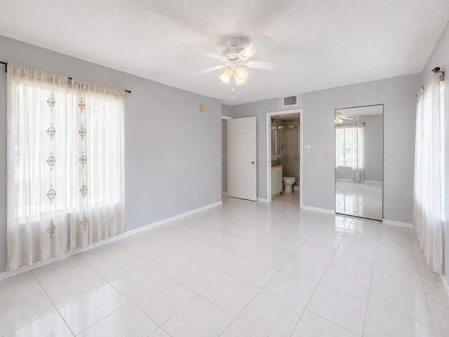 1995 SW SILVER PINE Way # D1, Palm City FL 34990 photo 4