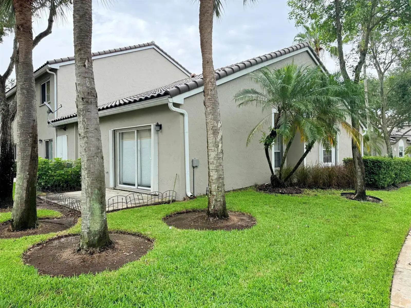 13219 NW 7TH Manor, Plantation FL 33325 photo 2