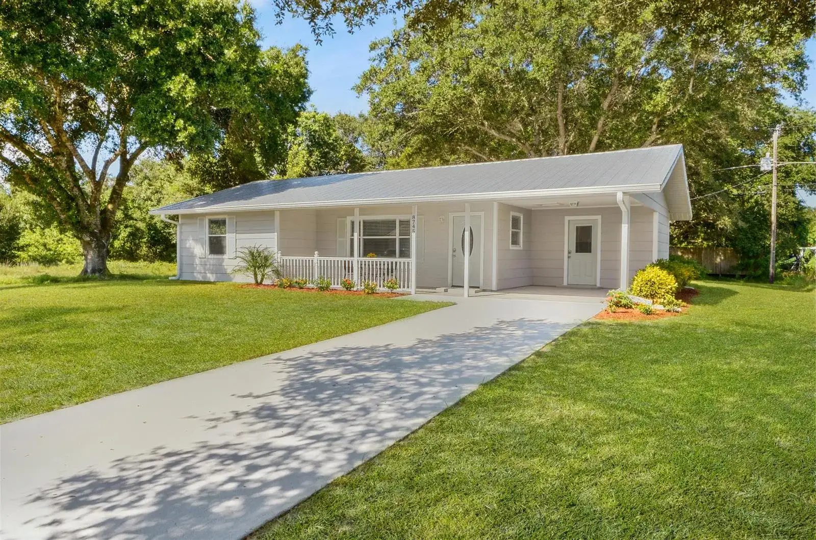 8745 98TH Court, Vero Beach FL 32967 photo 2