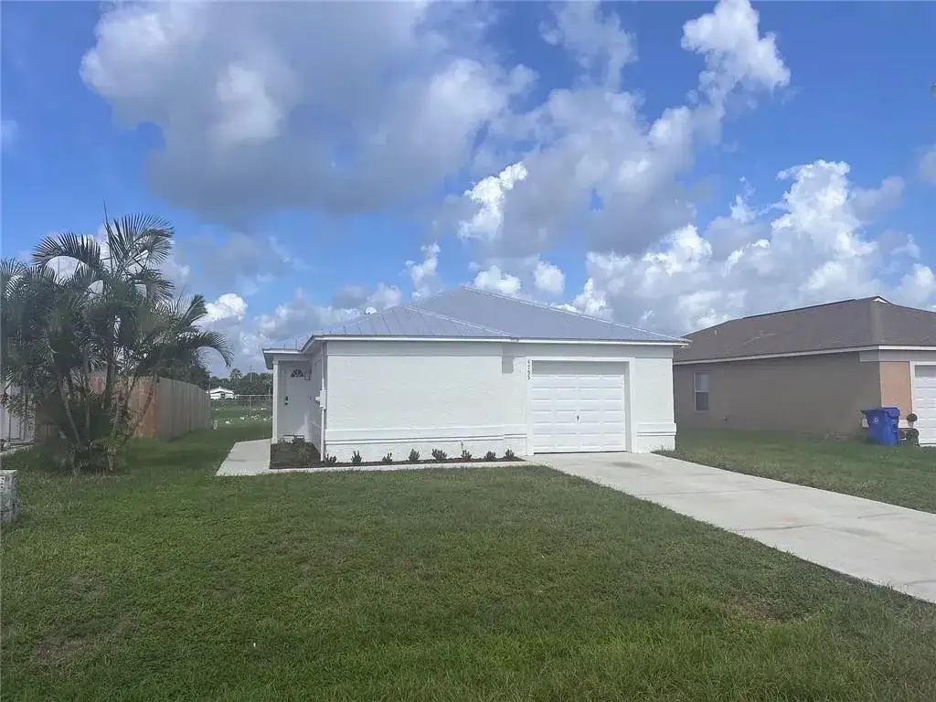 4755 30TH Avenue, Vero Beach FL 32967