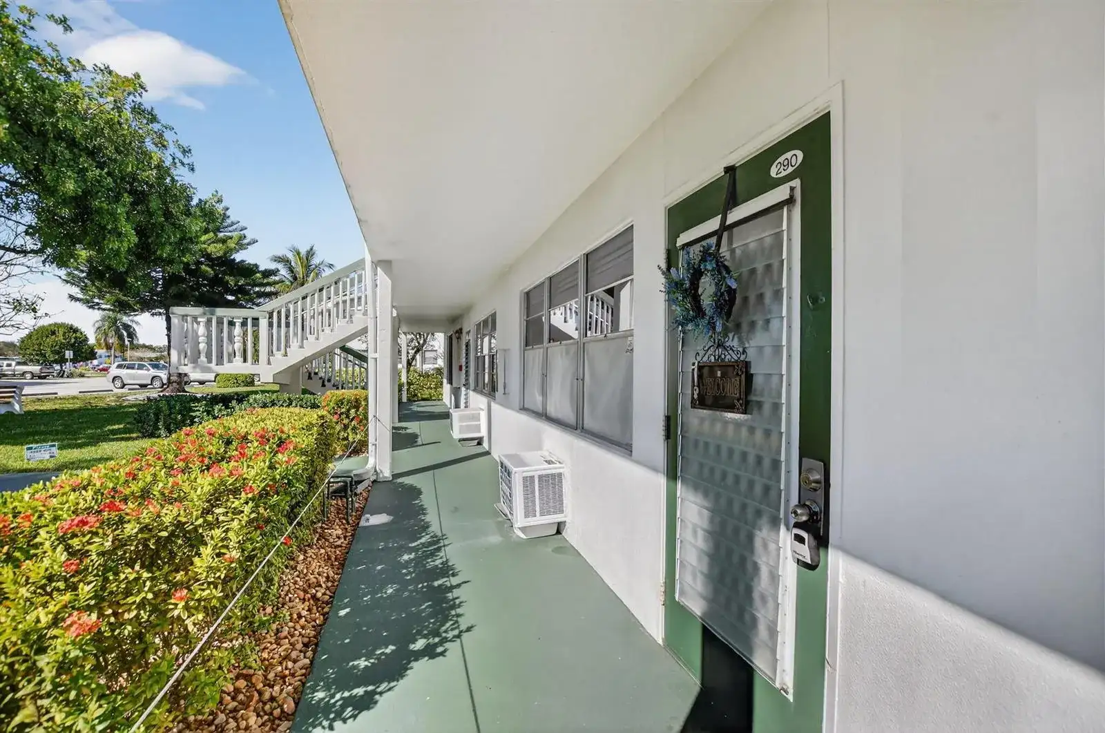 290 OAKRIDGE Q # 290, Deerfield Beach FL 33442 photo 3