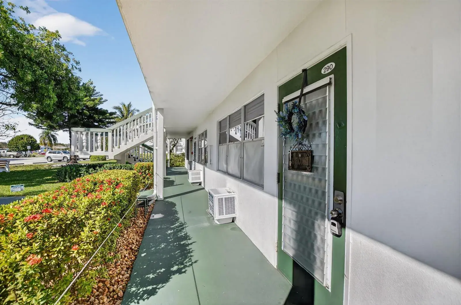 290 OAKRIDGE Q # 290, Deerfield Beach FL 33442