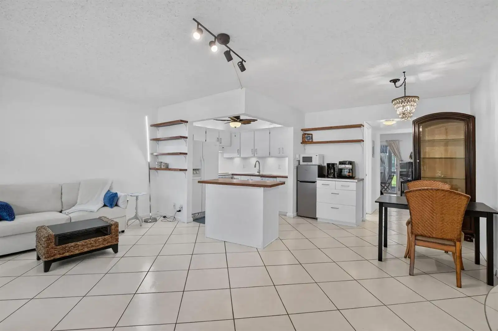 290 OAKRIDGE Q # 290, Deerfield Beach FL 33442 photo 4