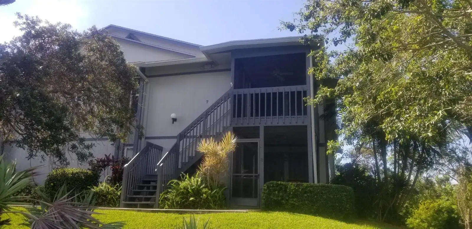 8387 SE Croft Circle # Q3, Hobe Sound FL 33455