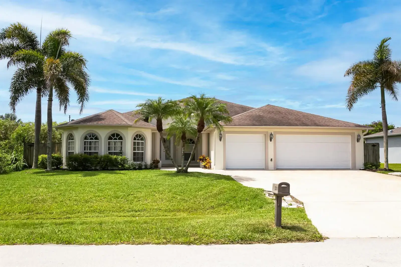 1218 SW Santiago Avenue, Port St. Lucie FL 34953