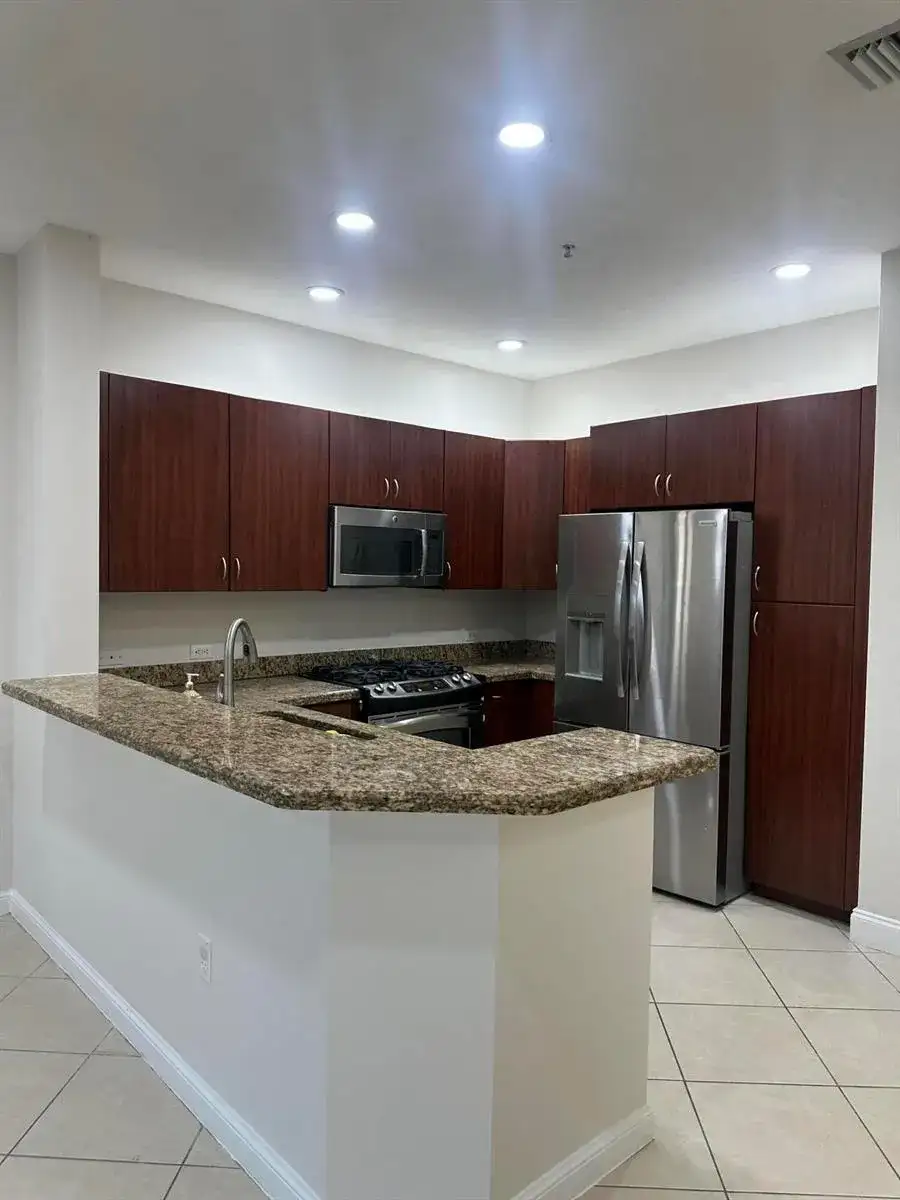 3020 NW 125th Avenue # 315, Sunrise FL 33323 photo 2