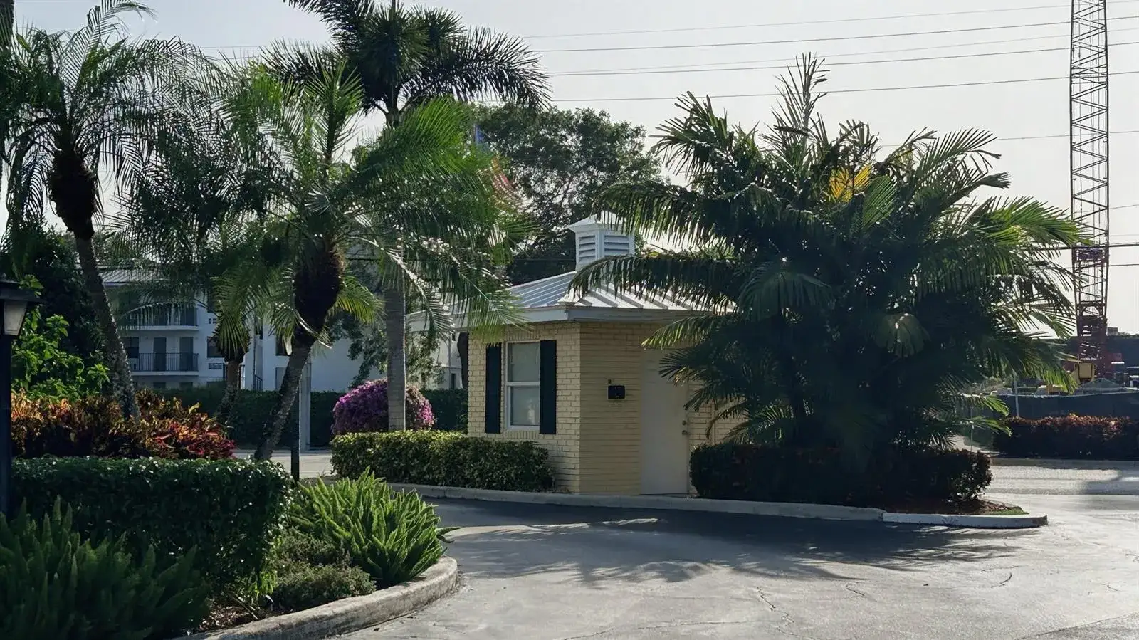 21 Colonial Club Drive # 202, Boynton Beach FL 33435