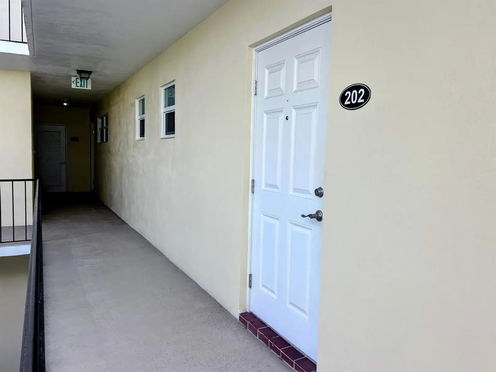 21 Colonial Club Drive # 202, Boynton Beach FL 33435 photo 5