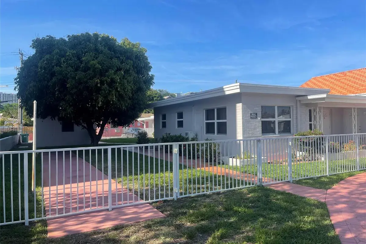1727 DEWEY Street # 3, Hollywood FL 33020