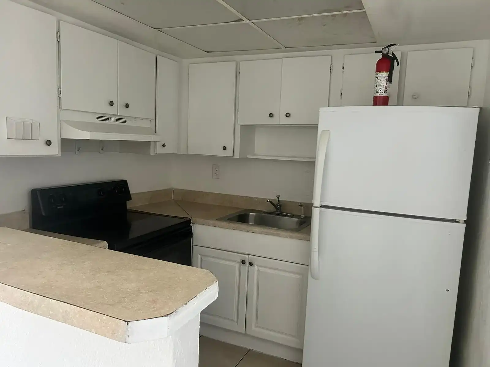 2240 NW 59TH Terrace # 4, Lauderhill FL 33313