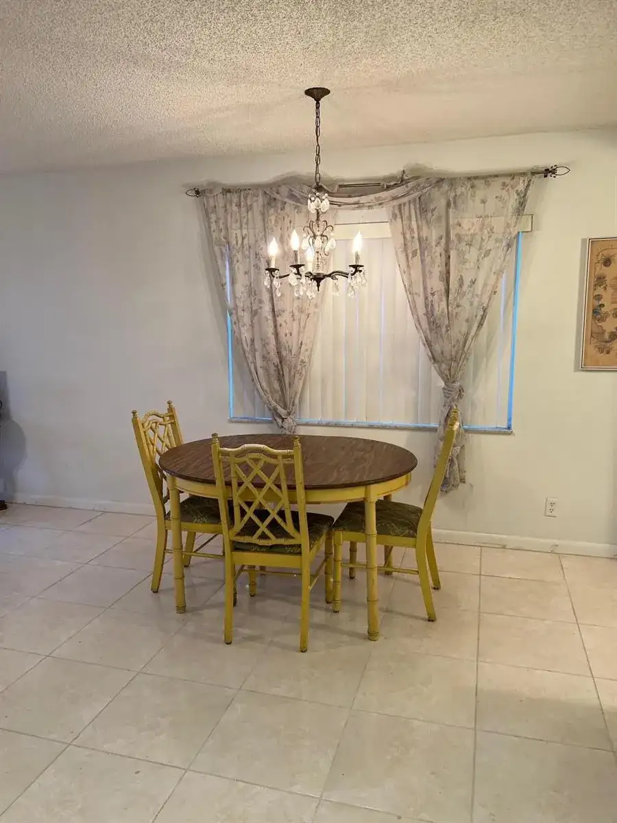 192 Flanders Drive, Delray Beach FL 33484 photo 2