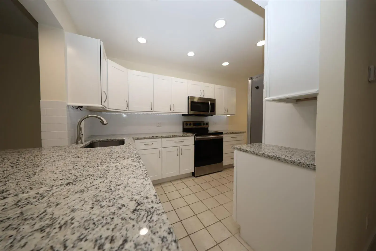 10187 Mangrove Drive # 104, Boynton Beach FL 33437