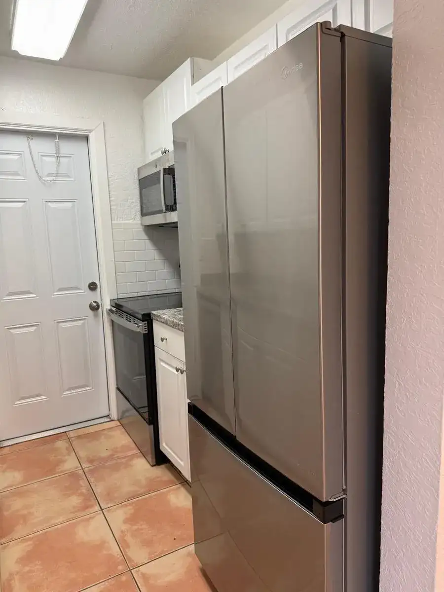 3370 NE 16th Terrace Unit 4, Pompano Beach FL 33064 photo 2