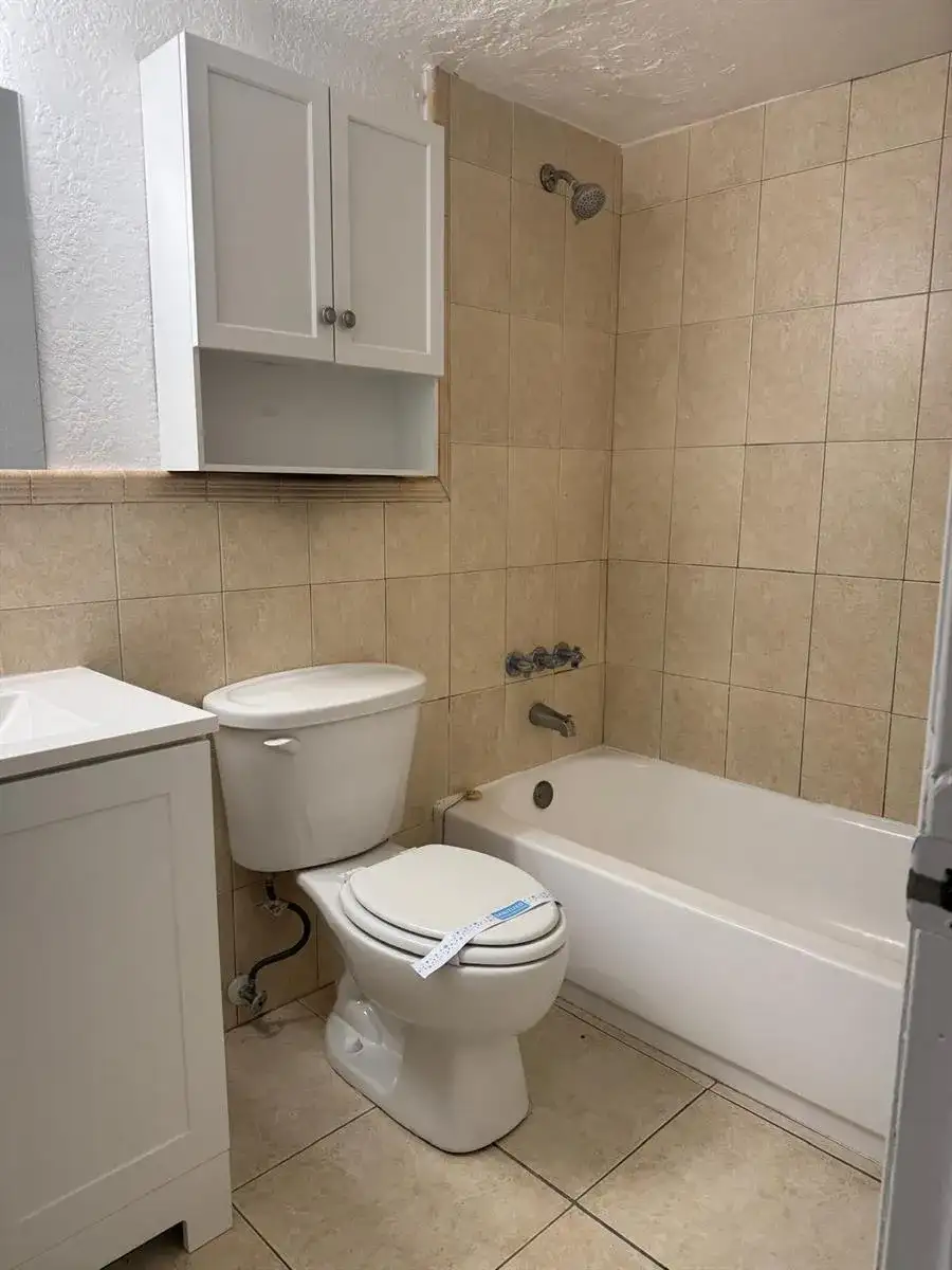 3370 NE 16th Terrace Unit 4, Pompano Beach FL 33064 photo 3