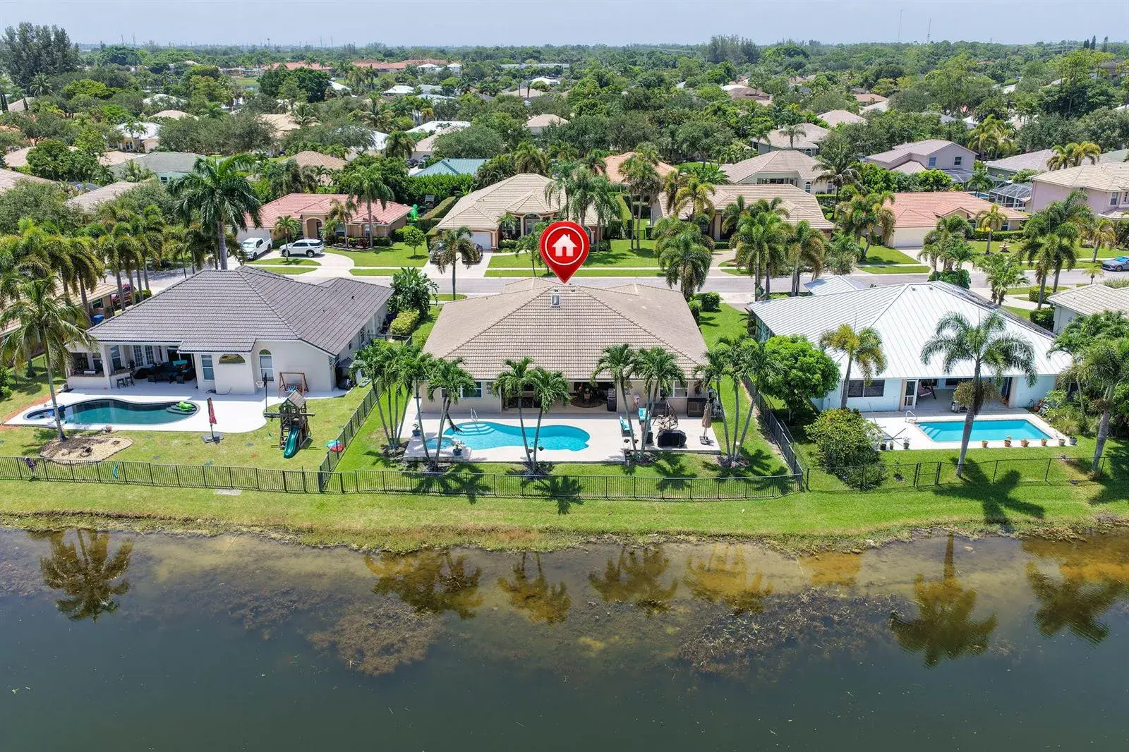 118 Fernwood Crescent, Royal Palm Beach FL 33411