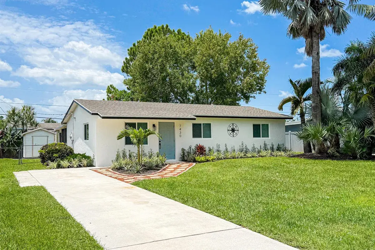 7430 Cocoanut Drive, Lake Worth FL 33467