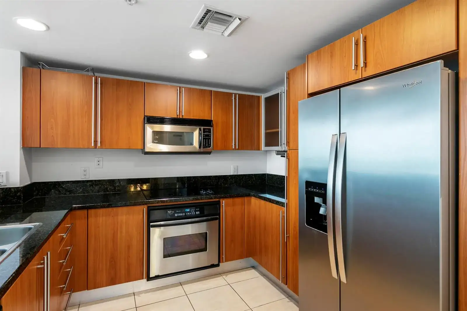 610 CLEMATIS Street # 527, West Palm Beach FL 33401 photo 4