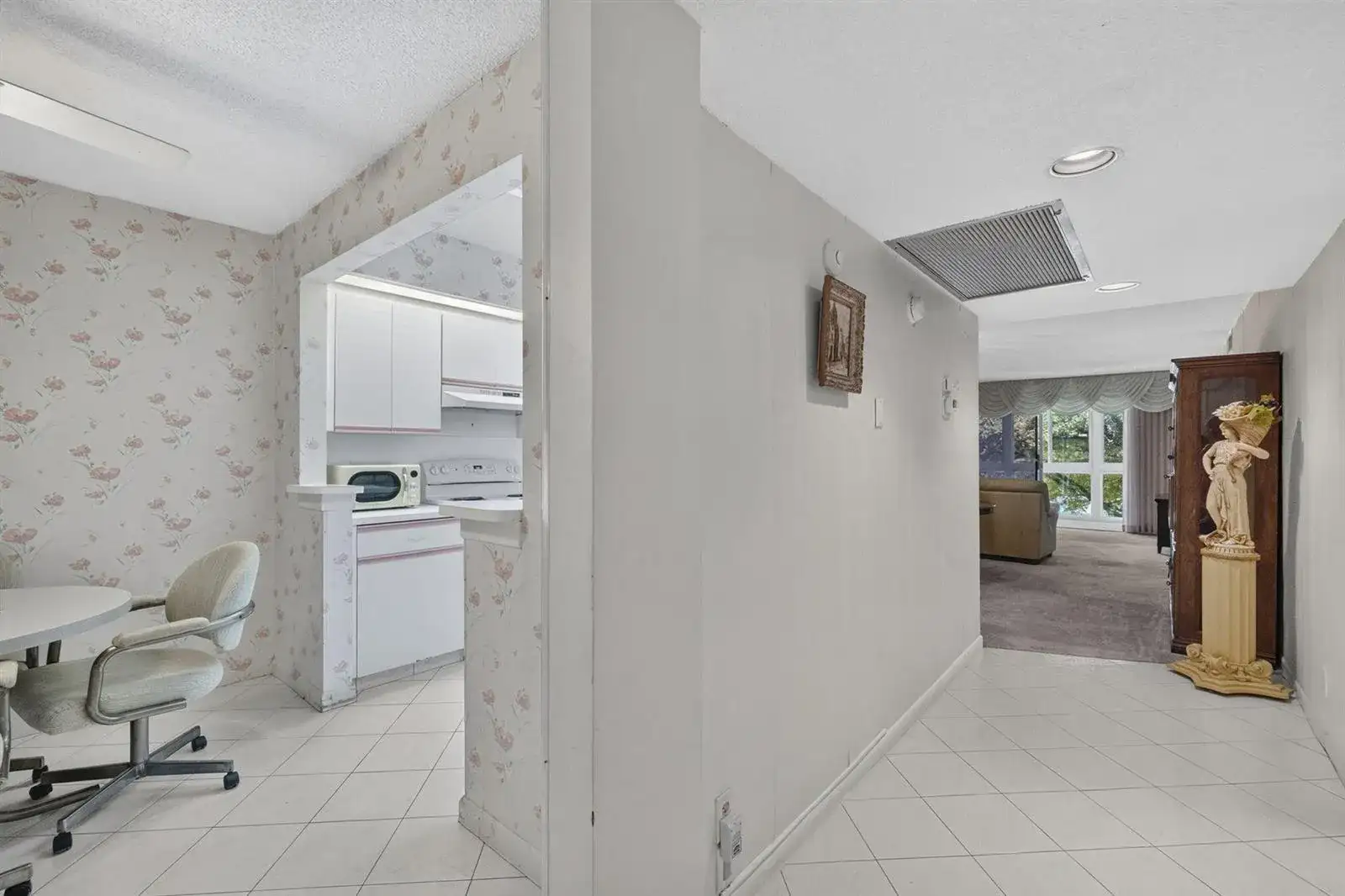1703 Andros Isle # M3, Coconut Creek FL 33066 photo 2