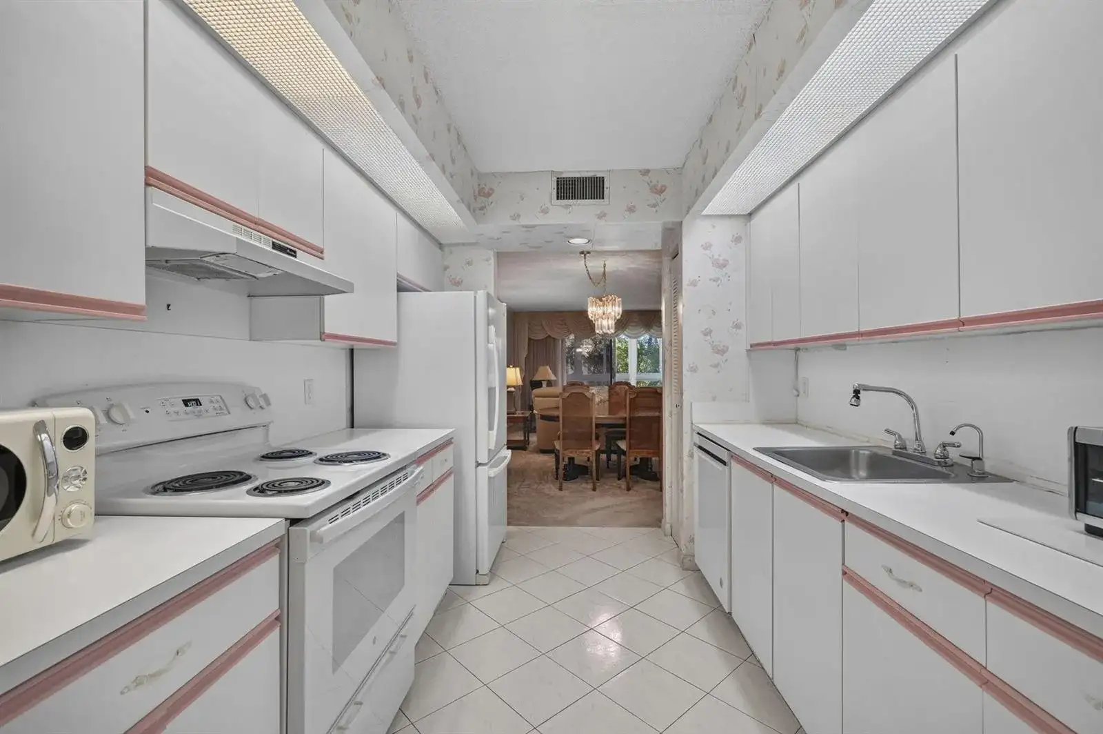 1703 Andros Isle # M3, Coconut Creek FL 33066 photo 4