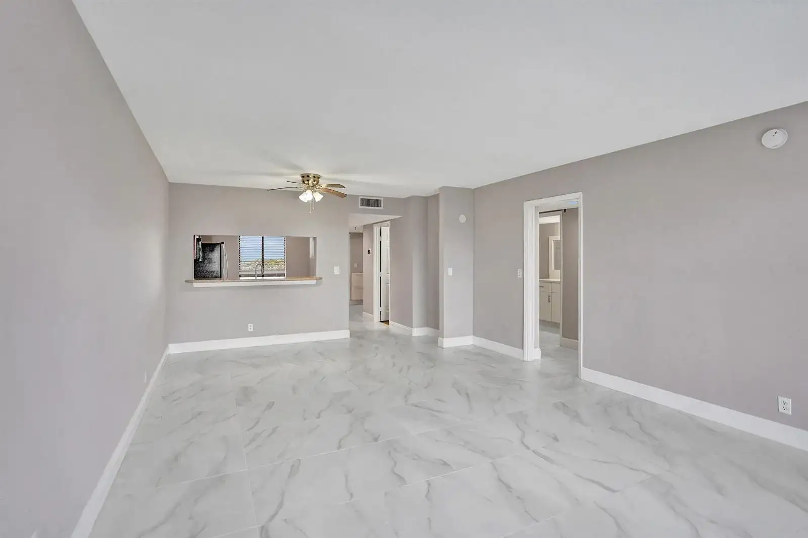 2200 S Cypress Bend Drive # 707, Pompano Beach FL 33069 photo 3