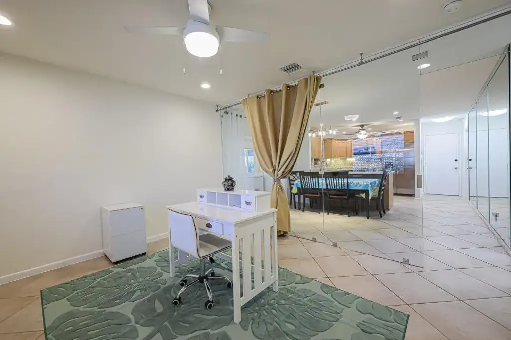 384 NW 23rd Street, Boca Raton FL 33431 photo 3