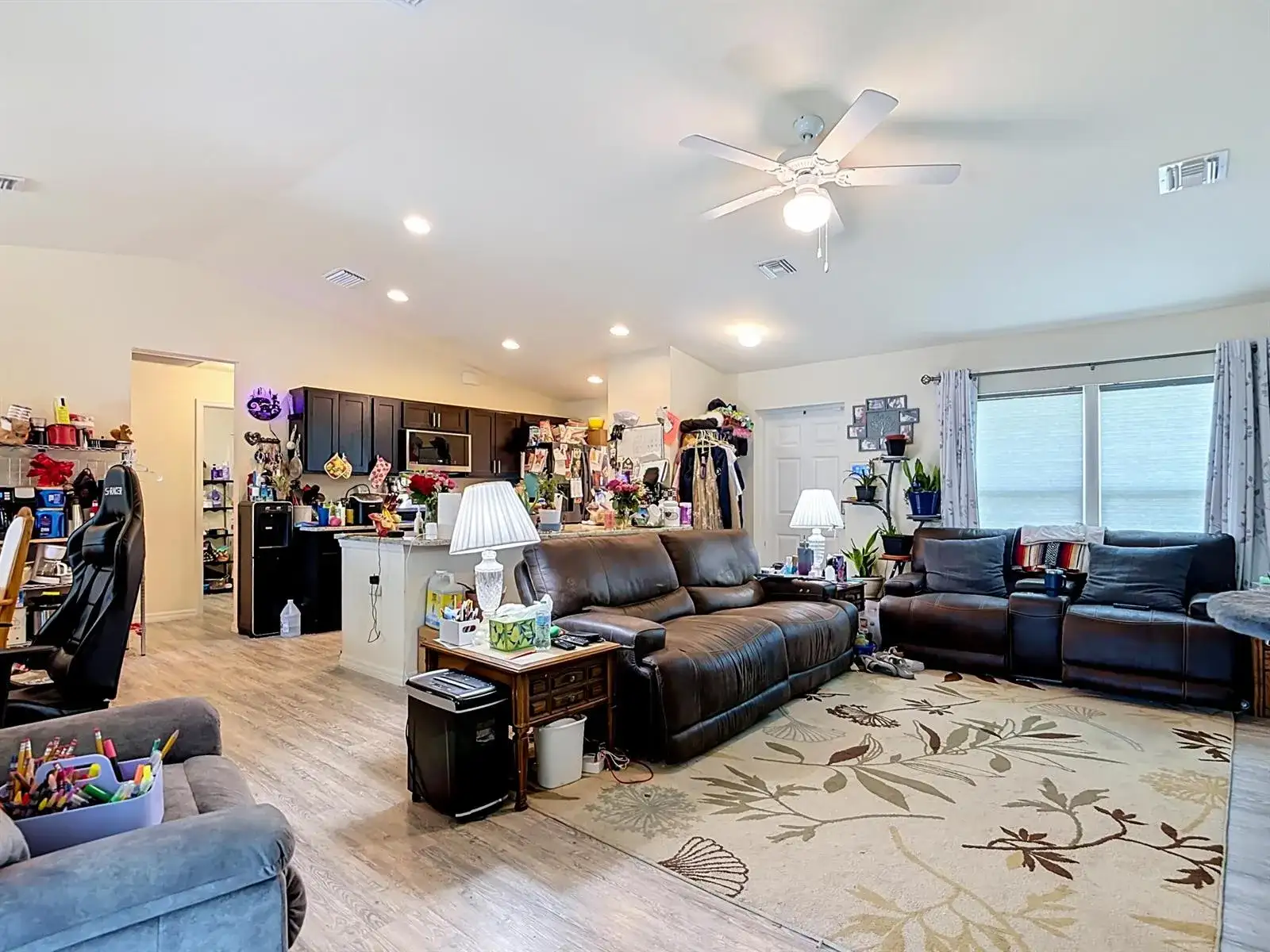 5042 SE TRADEWINDS Circle, FL 33935 photo 2