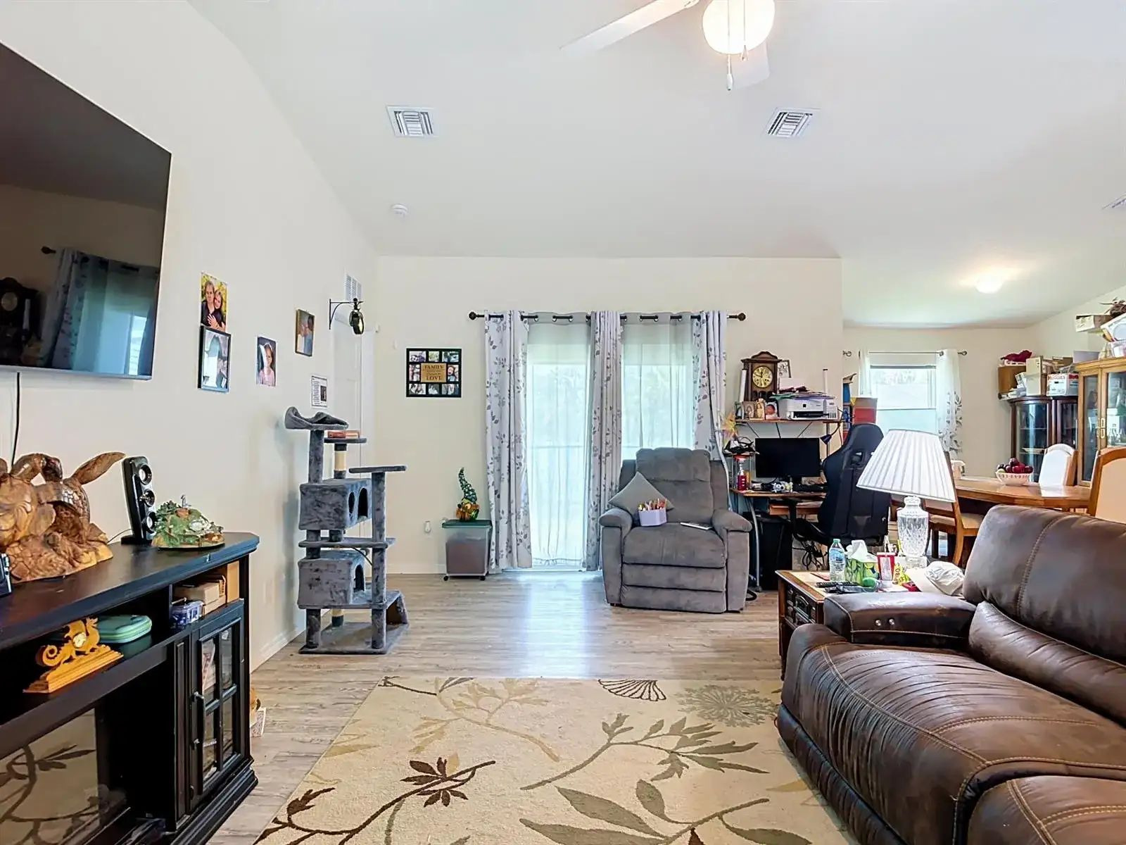 5042 SE TRADEWINDS Circle, FL 33935 photo 3