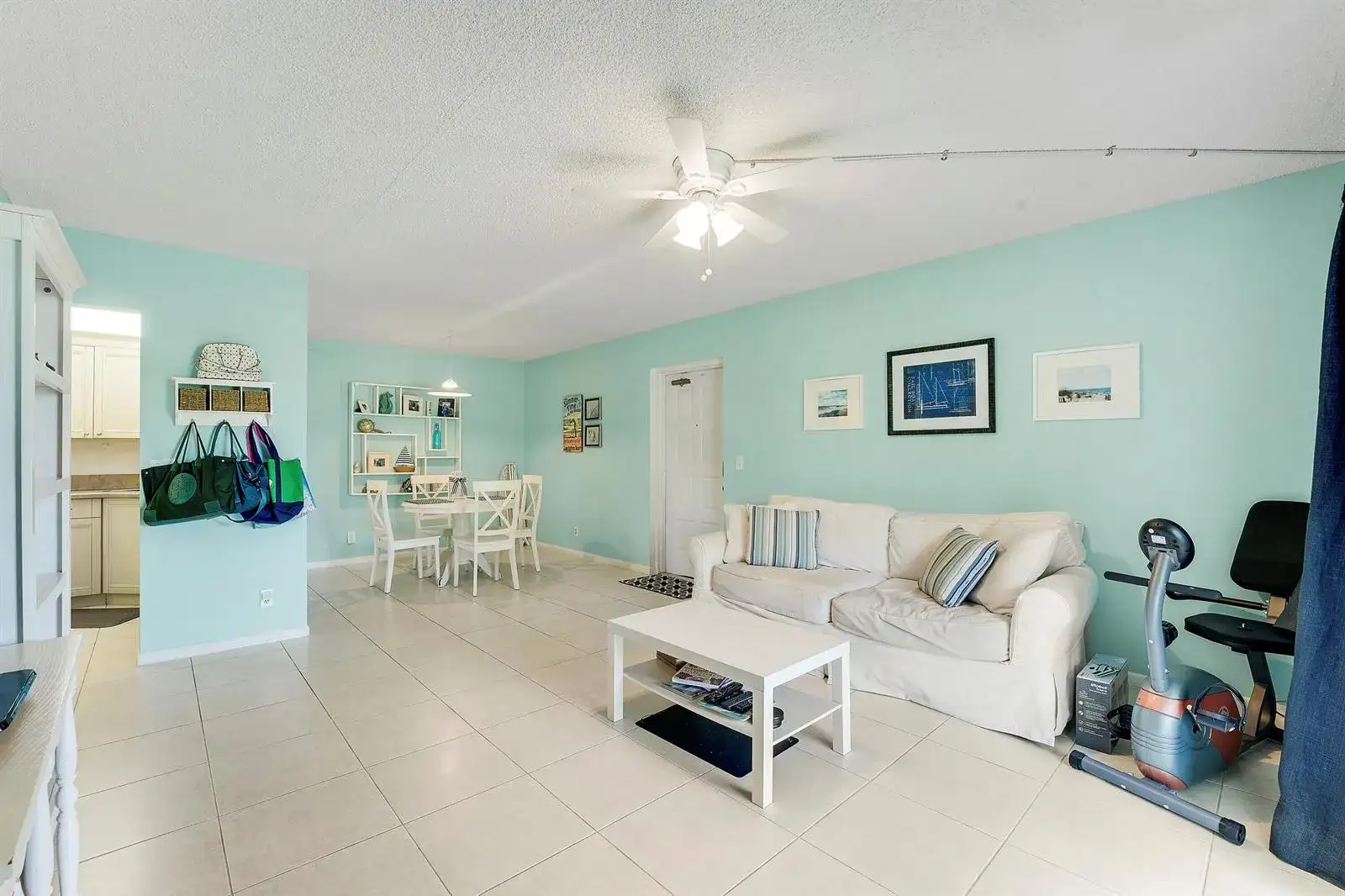 1112 Green Pine Boulevard # G1, West Palm Beach FL 33409 photo 3