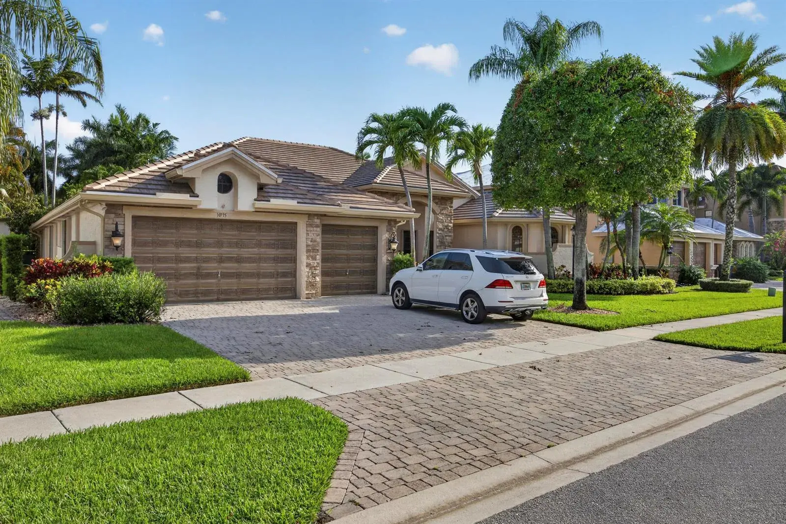 10715 Versailles Boulevard, Wellington FL 33449