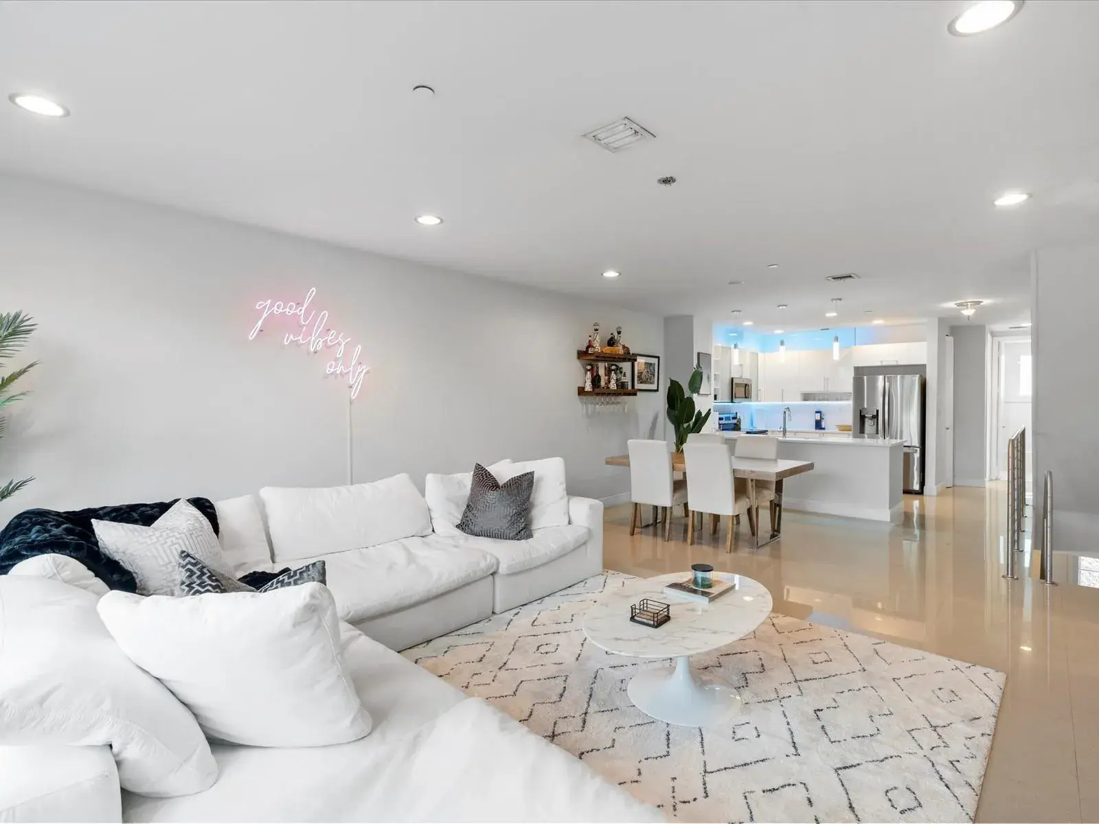 832 NE 19TH Avenue # 832, Fort Lauderdale FL 33304