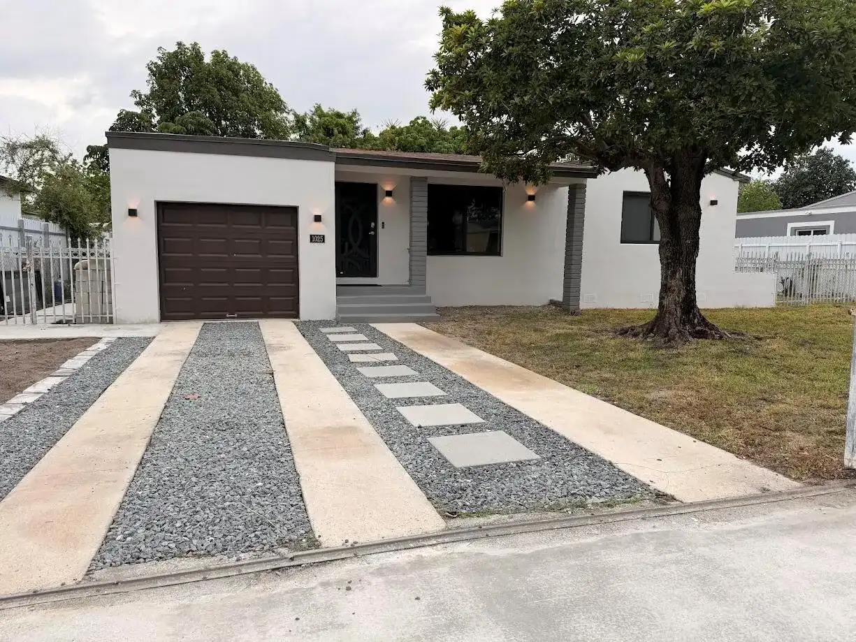 1025 NW 148TH Street # 2, Miami FL 33168