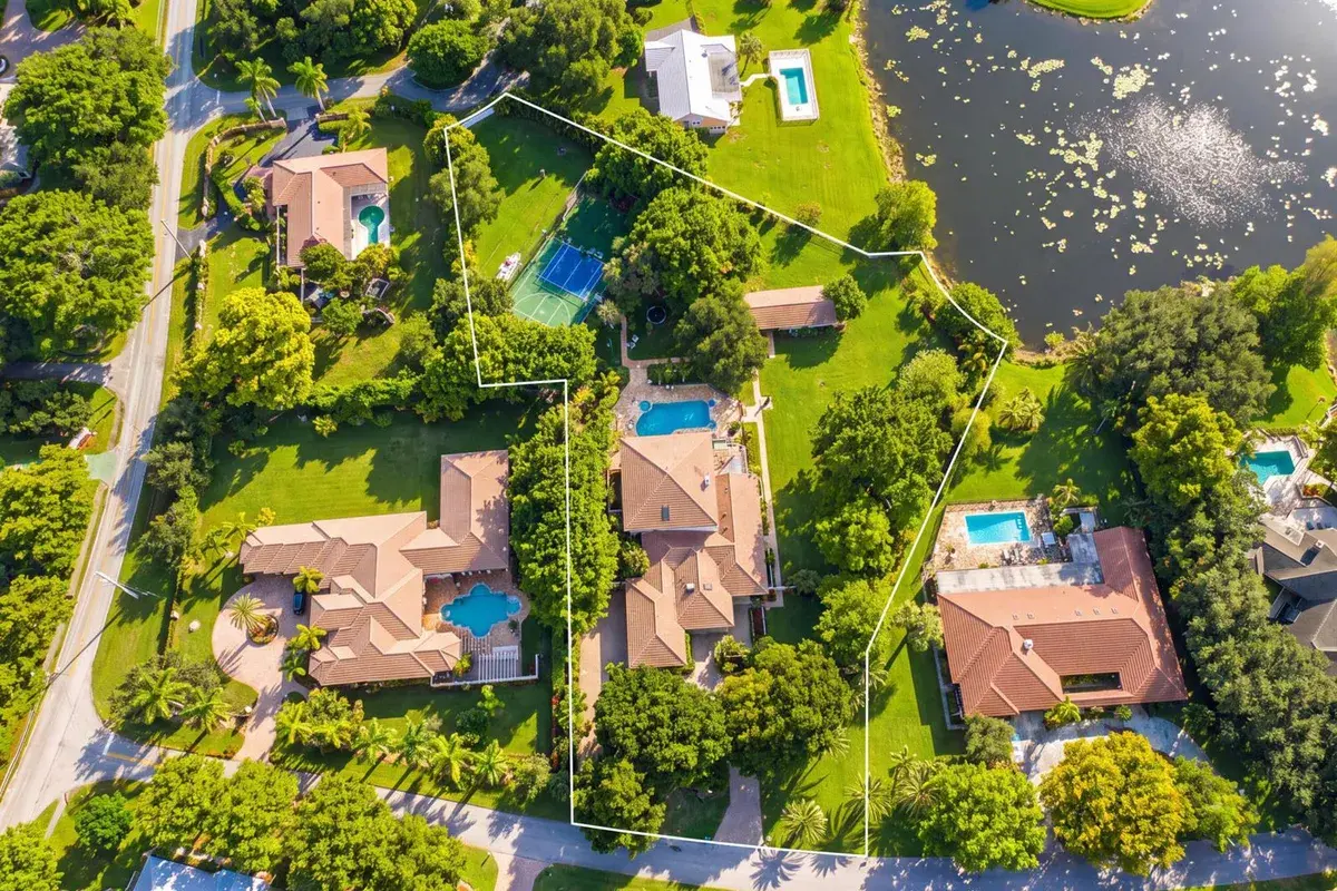 4351 NW 101ST Drive, Coral Springs FL 33065