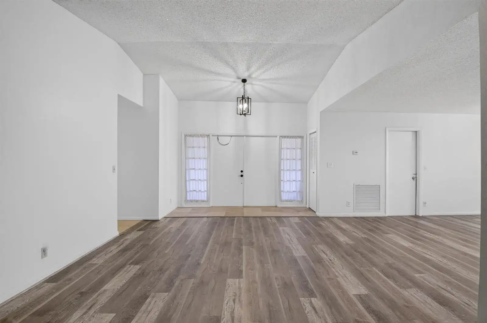 17667 Pine Needle Terrace, Boca Raton FL 33487 photo 4