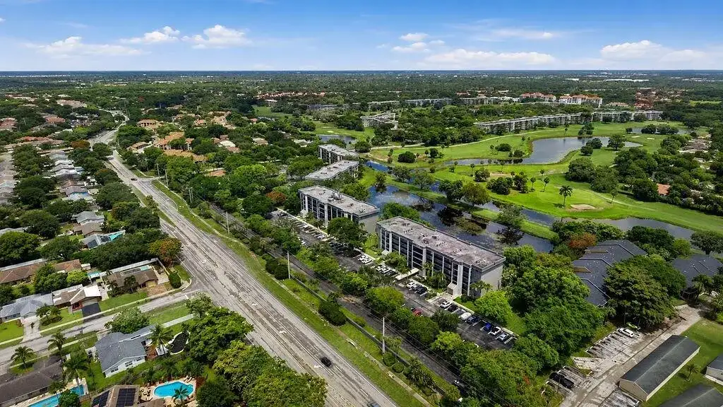 4091 Cypress Reach Court # 403, Pompano Beach FL 33069 photo 2