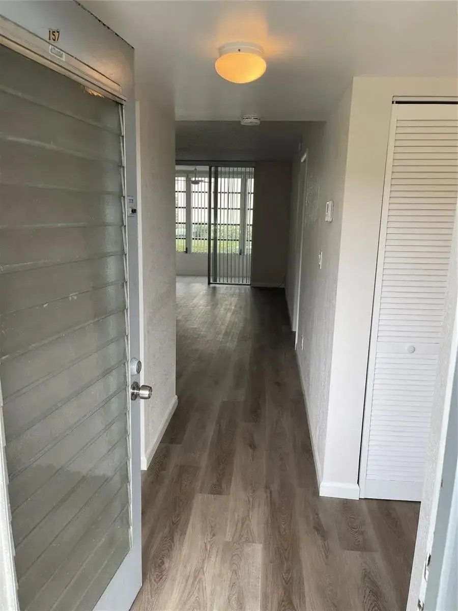 3099 NW 48TH Avenue # 157, Lauderdale Lakes FL 33313